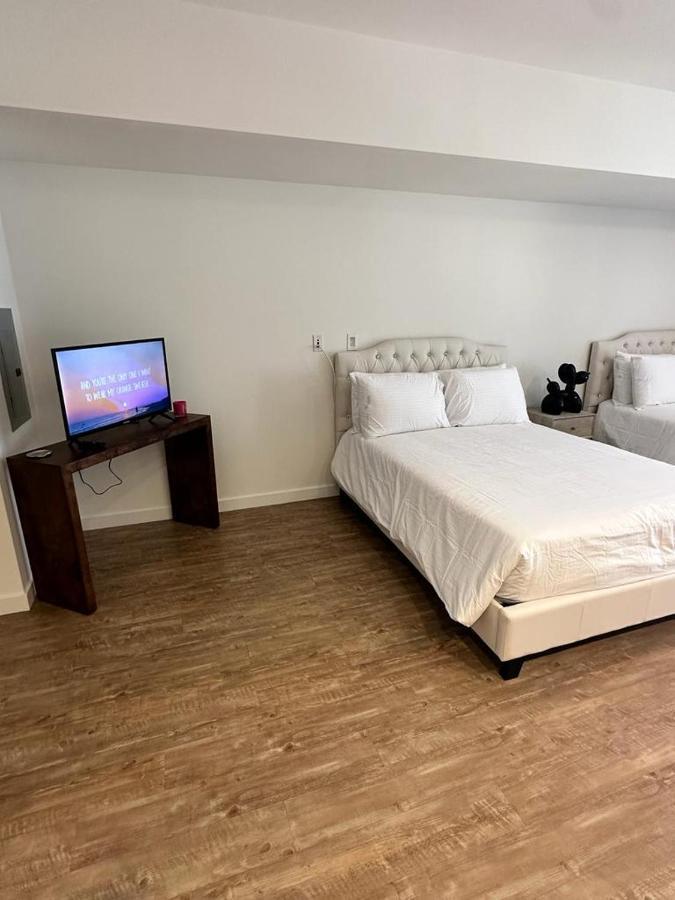 Studios Universal 10 Min Drive Free Parking And Wifi Los Angeles Zewnętrze zdjęcie