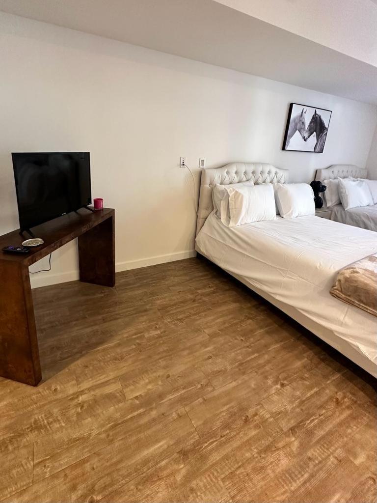 Studios Universal 10 Min Drive Free Parking And Wifi Los Angeles Zewnętrze zdjęcie